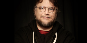 Guillermo del Toro y Mayra Hermosillo protagonizan un encuentro “escatológico” en Venecia